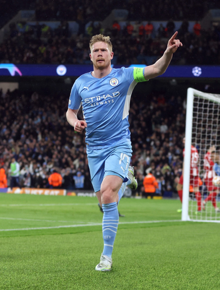 巴萨官方：德容因发烧缺战马竞（巴萨通报：德容发烧无缘对阵马竞）