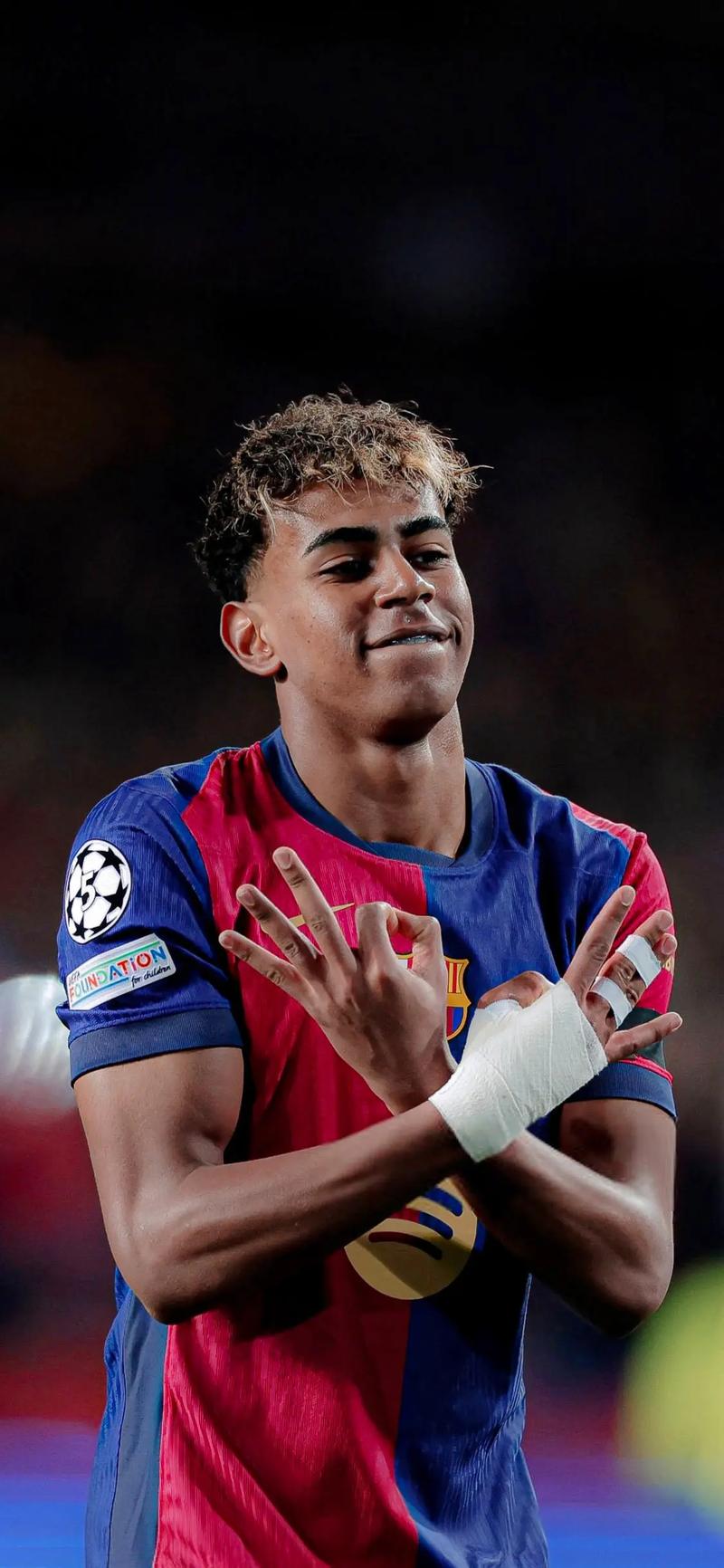 狄龙：裁判在判罚时偷笑，这种行为应该被审查