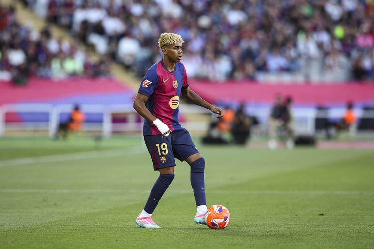 官方：博尔哈当选皇马vs塞尔塔全场最佳球员（官宣：博尔哈获评皇马对阵塞尔塔全场最佳）