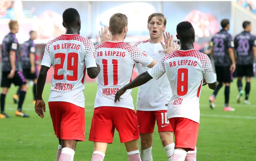 西裁委会主席：对金特罗的吹罚很满意，他能再执法皇马的比赛（西班牙裁委会主席：认可金特罗判罚，允许其继续执法皇马比赛）