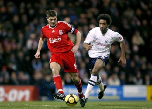 博涅克：莱万是过去二三十年里世界上最好的九号球员（博涅克：莱万堪称近二三十年世界最佳中锋）