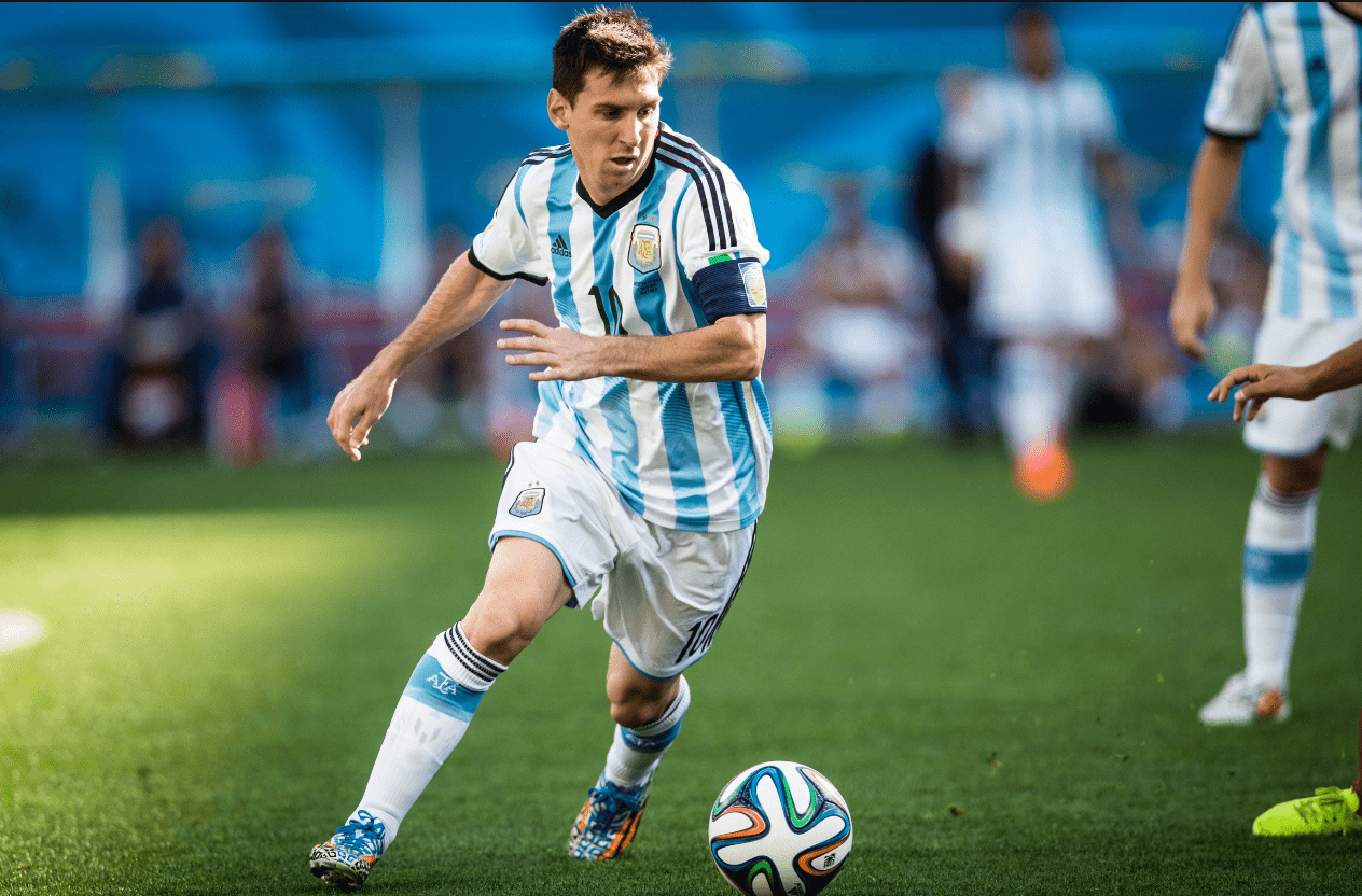 欧冠前瞻：勒沃库森盼延续欧战连胜势头，纽卡不会大幅轮换（欧冠前瞻：勒沃库森寻求延续欧战连胜，纽卡预计维持主力阵容）