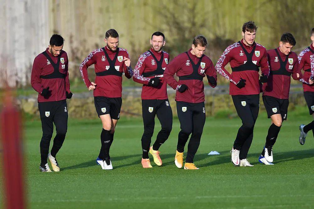 美职联战报：孙兴慜双响+失点，洛杉矶FC 5-6温哥华白浪遭淘汰（美职联快讯：孙兴慜梅开二度仍失点，洛杉矶FC5-6负于温哥华白浪遭淘汰）