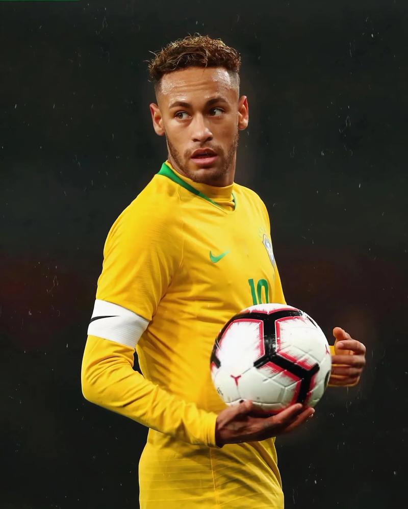 斯基拉：曼奇尼将与萨德签约一份2+2的合同，年薪500万欧（斯基拉：曼奇尼将加盟萨德，签2+2合同，年薪500万欧元）