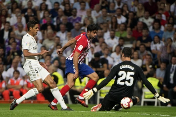 同曦队坚韧表现获赞（同曦队顽强发挥获好评）