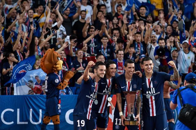 切尔西开放入场体验，可穿球鞋在斯坦福桥罚点球，价格175欧（切尔西上线球迷入场体验：可穿球鞋在斯坦福桥主罚点球，售价175欧元）